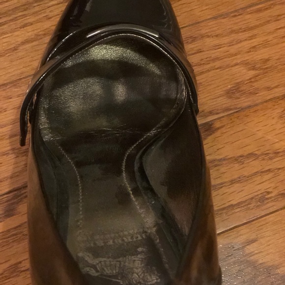 Shoes - Picture 13 of 13